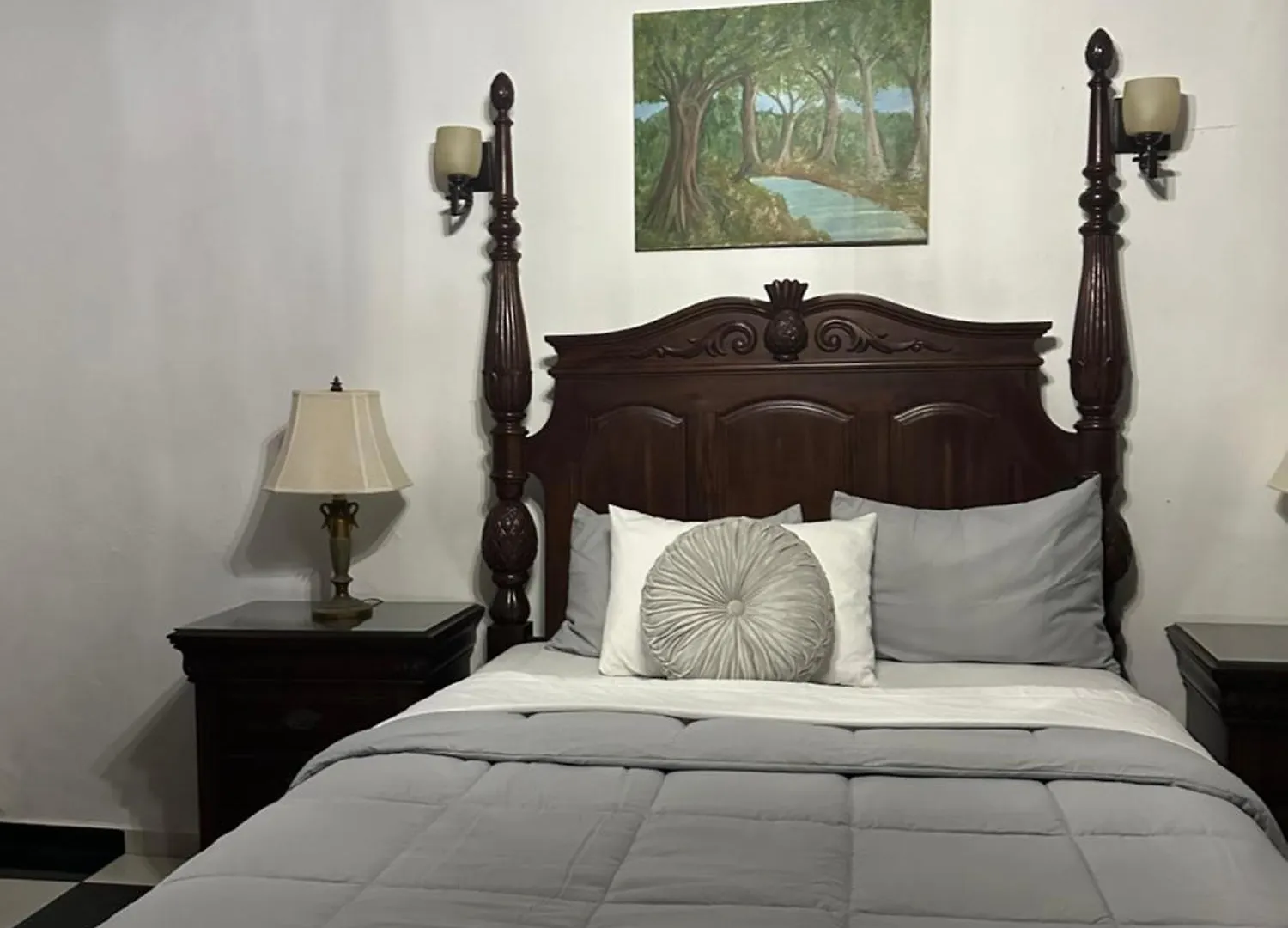 San Juan Colonial Apartment